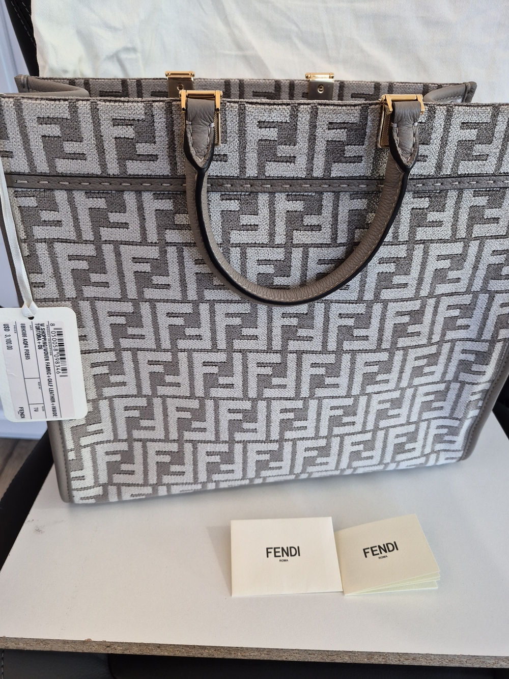 Fendi Roma FF Logo Sunshine Tote in Taupe NWT - Picture 9 of 13